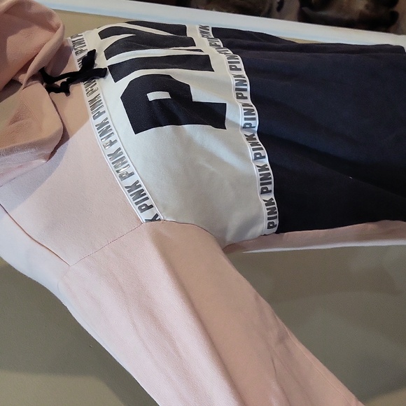 Victoria's Secret PINK Hoodie - Picture 2 of 12